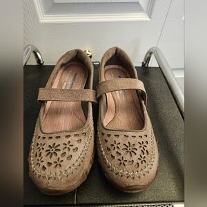 Skechers Memory Foam Women's Mary Jane Size 8 Brown
